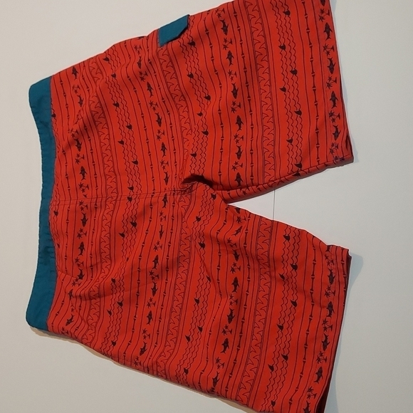 Carbon Shark Red And Teal Board Shorts Size 32 Unlined Side Pocket - Picture 7 of 9